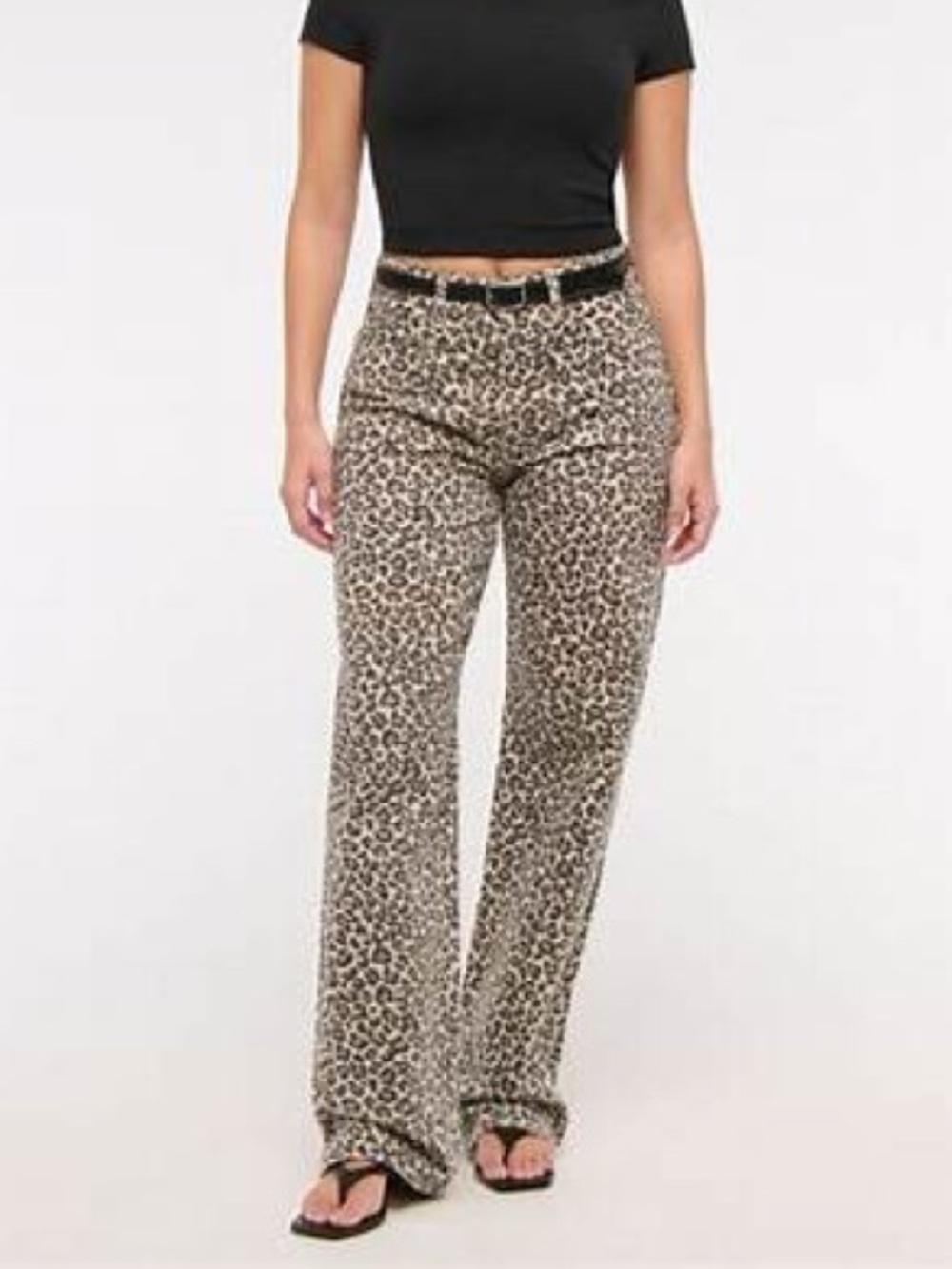 NWT Abercrombie & Fitch The 90’s Relaxed Jean High-Rise Curve Love